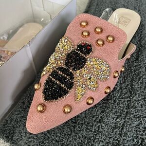 Embellished bee Pink Slip-On Mules